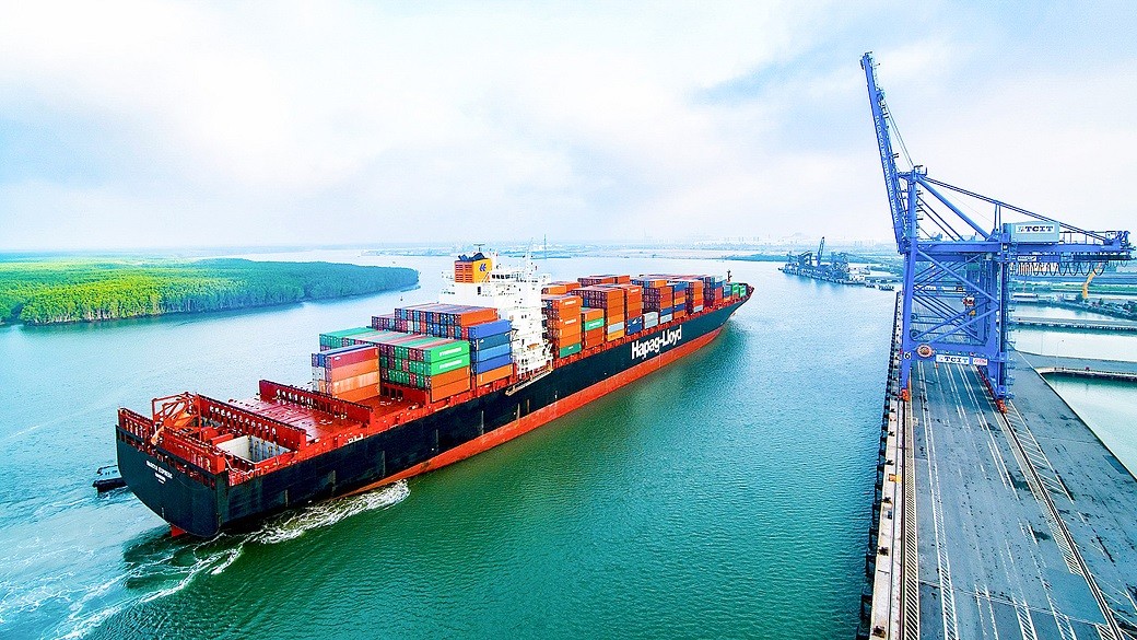 Xuất khẩu ngày 15-19/8: Việt Nam xuất siêu hơn 58 tỷ USD sang Hoa Kỳ; tăng trưởng xuất khẩu nửa cuối năm thấp hơn kỳ vọng