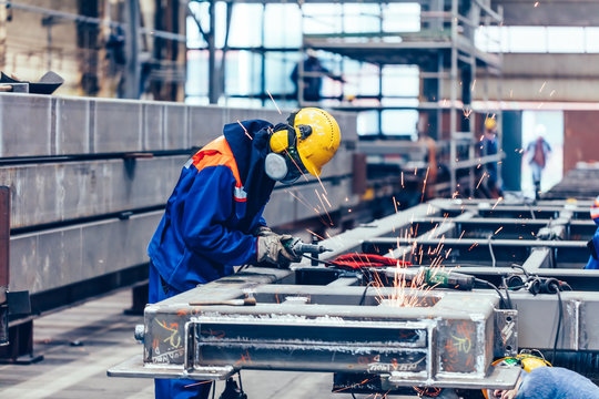 Mỹ áp thuế chống bán phá giá đối với ống thép nhập khẩu từ Nga, Ukraine và Hàn Quốc