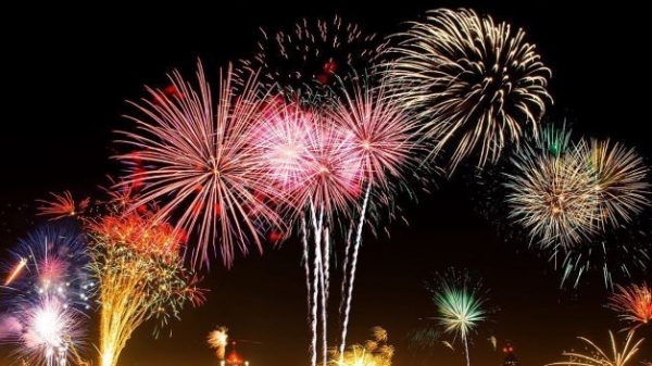 Ha Noi to set off fireworks from one single location on Lunar New Year's Eve
