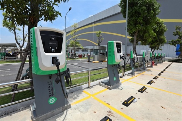 A charging station of Vinfast. Vietnam will study policies for electric car development in line with the global trend. (Photo: VOV)