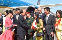 pm greets governor of ibaraki prefecture