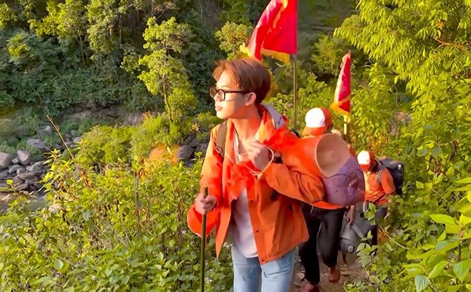 Yen Bai launches tours to conquer two of highest mountains in Vietnam