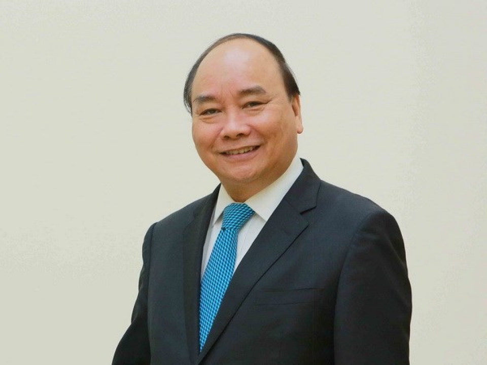 pm nguyen xuan phuc leaves for chinas first international import expo