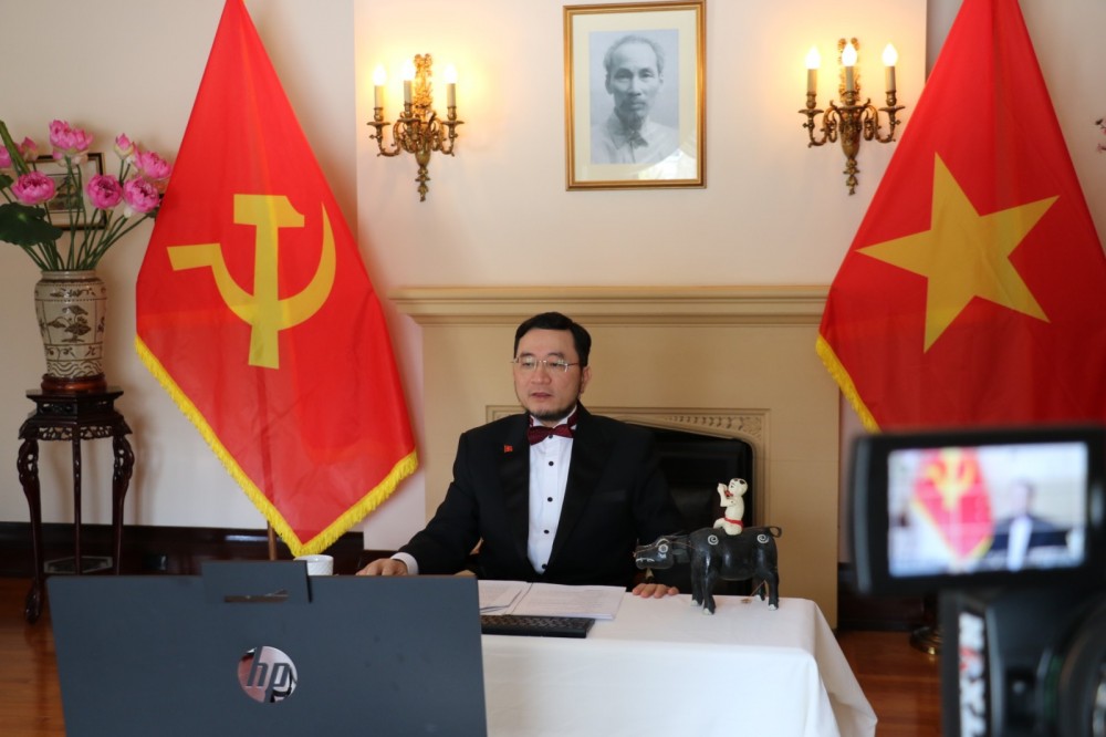 The Online Diplomacy Tenure of Ambassador Pham Cao Phong in Canada The Online Diplomacy Tenure of Ambassador Pham Cao Phong in Canada