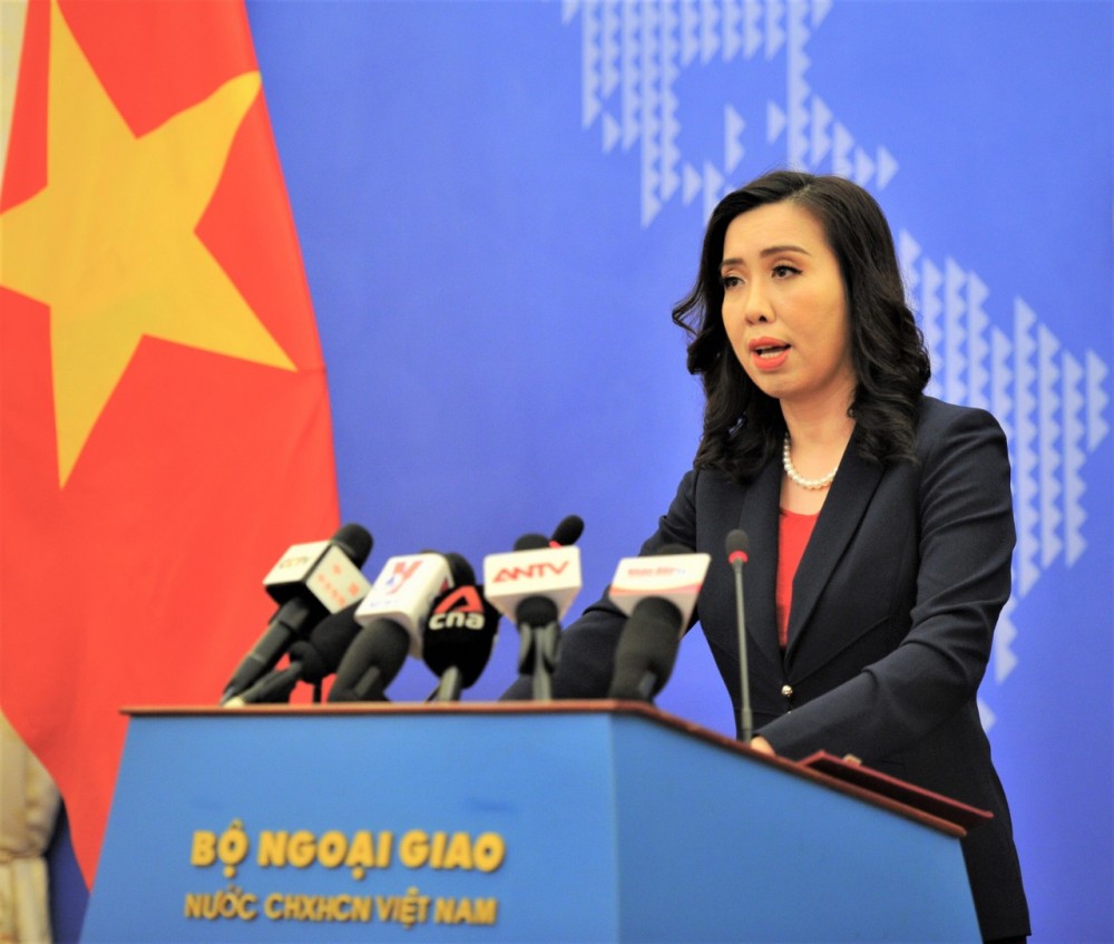 Viet Nam requests businesses to respect its sovereignty over Hoang Sa, Truong Sa