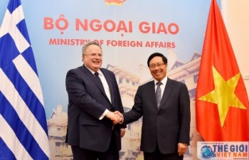 Deputy Prime Minister Pham Binh Minh receives Greek Foreign Minister