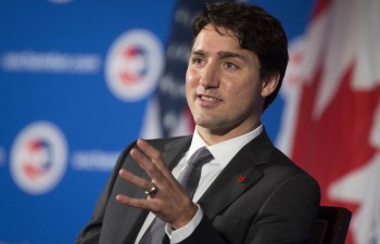 Canadian PM Trudeau meets HCM City students