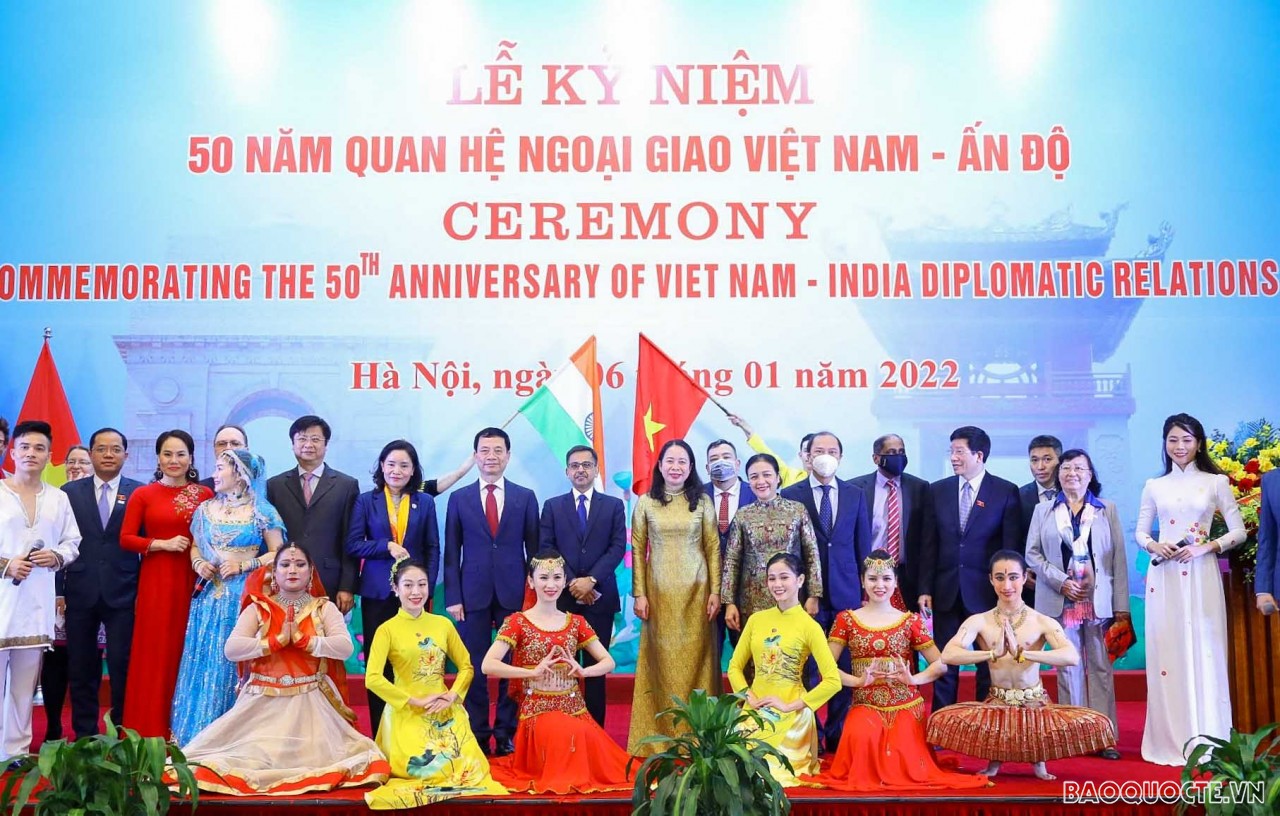 Viet nam - India: A comprehensive strategic partnership  Built on a pure bond of faithful and trusted frienship