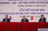 vietnamese lao fronts discuss enhanced ties