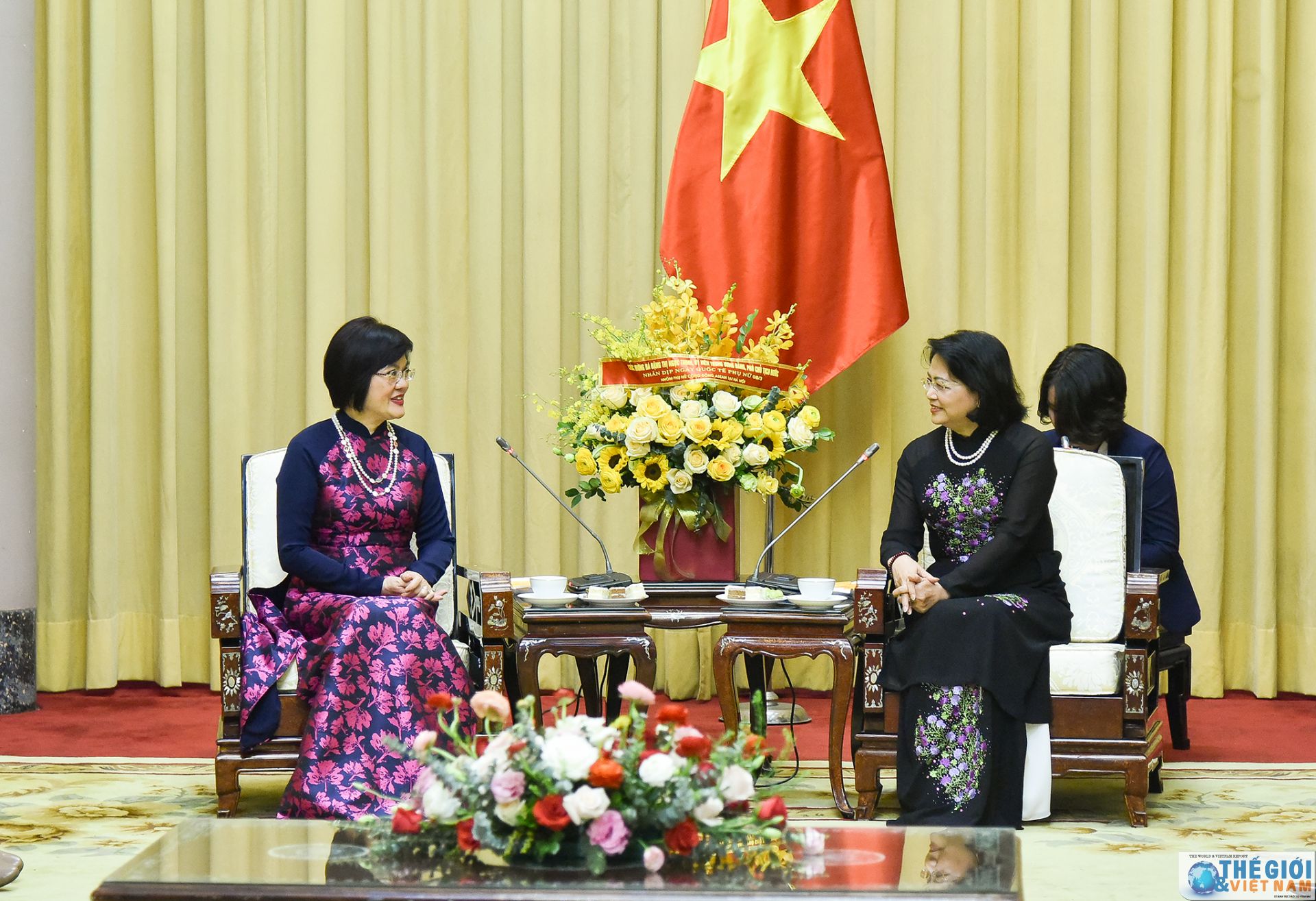 vice president commends asean community womens groups activities