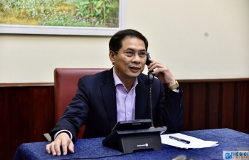 Vietnamese, Canadian Deputy Foreign Ministers hold phone talks
