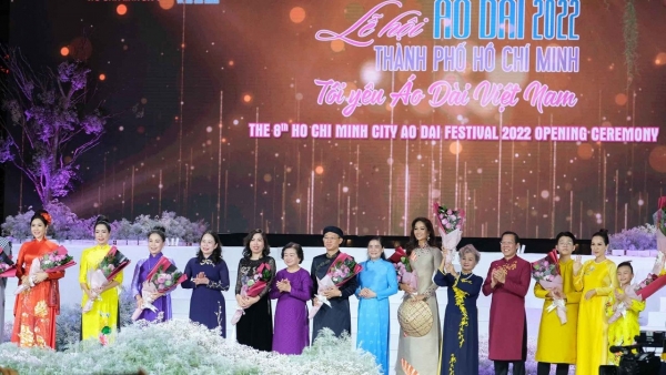 Ho Chi Minh City 'ao dai' festival kicks off
