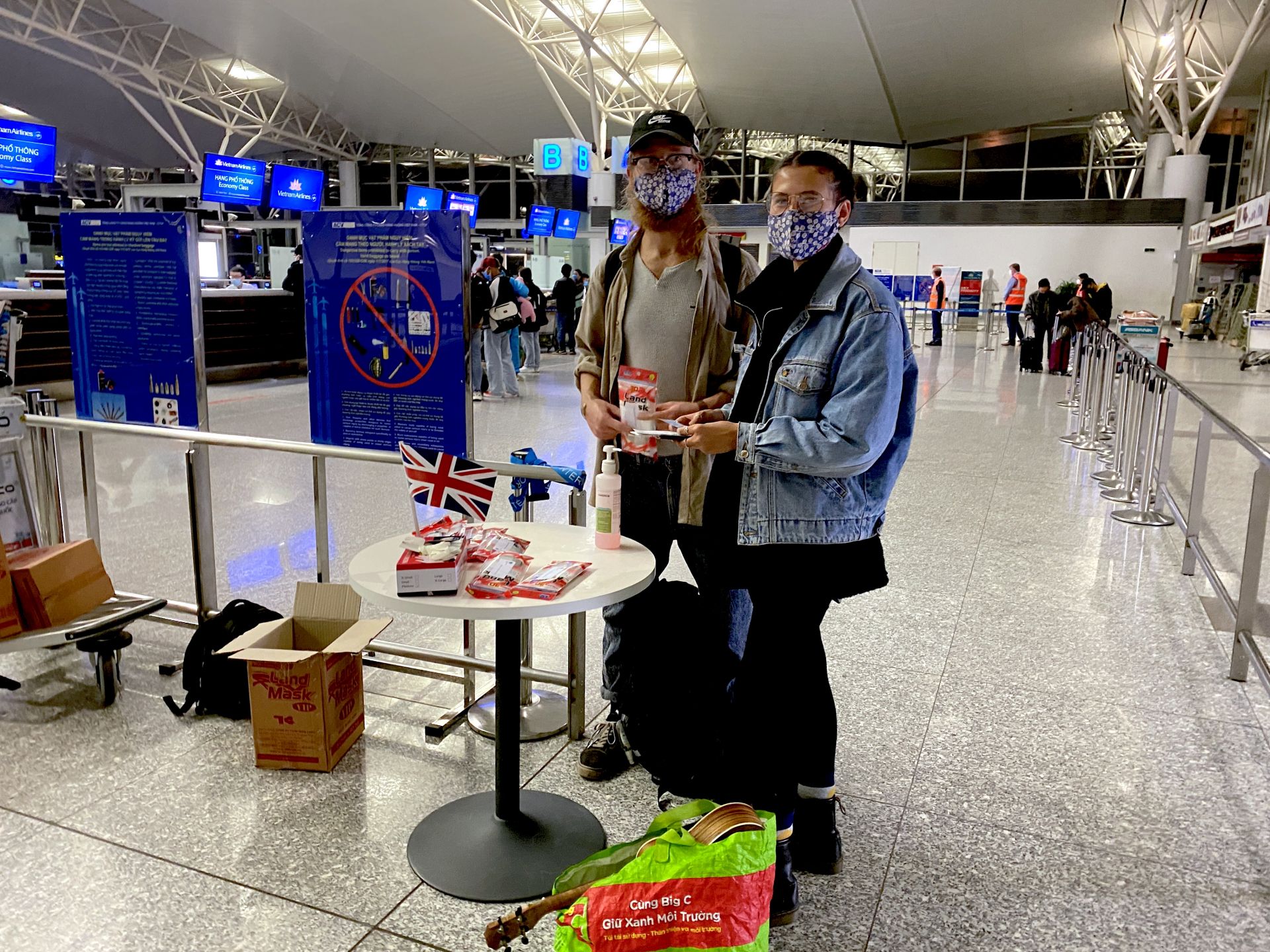 british embassy ha nois special commercial flight brought more than 100 brits home