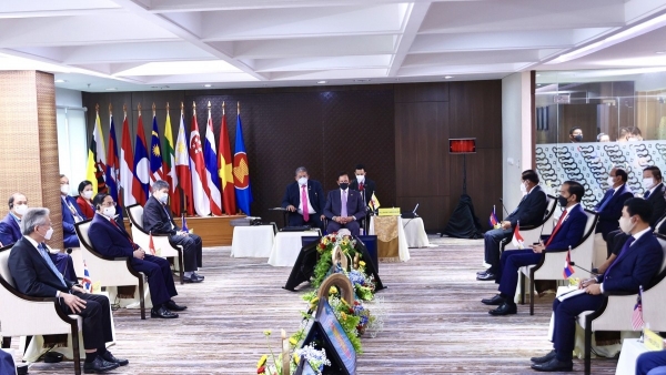 Myanmar issue among key topics of ASEAN leaders’ first in-person neeting