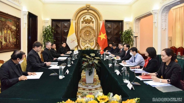 Viet Nam, the Holy See work to strengthen relations