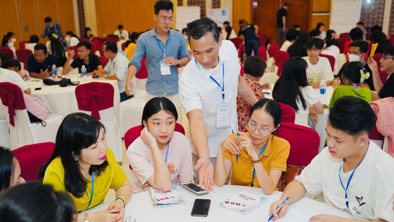 To connect students and teachers from Vietnam, Laos, and Cambodia through the Access Microscholarship Program 