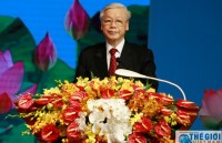 party chief nguyen phu trong welcomes laos vice president