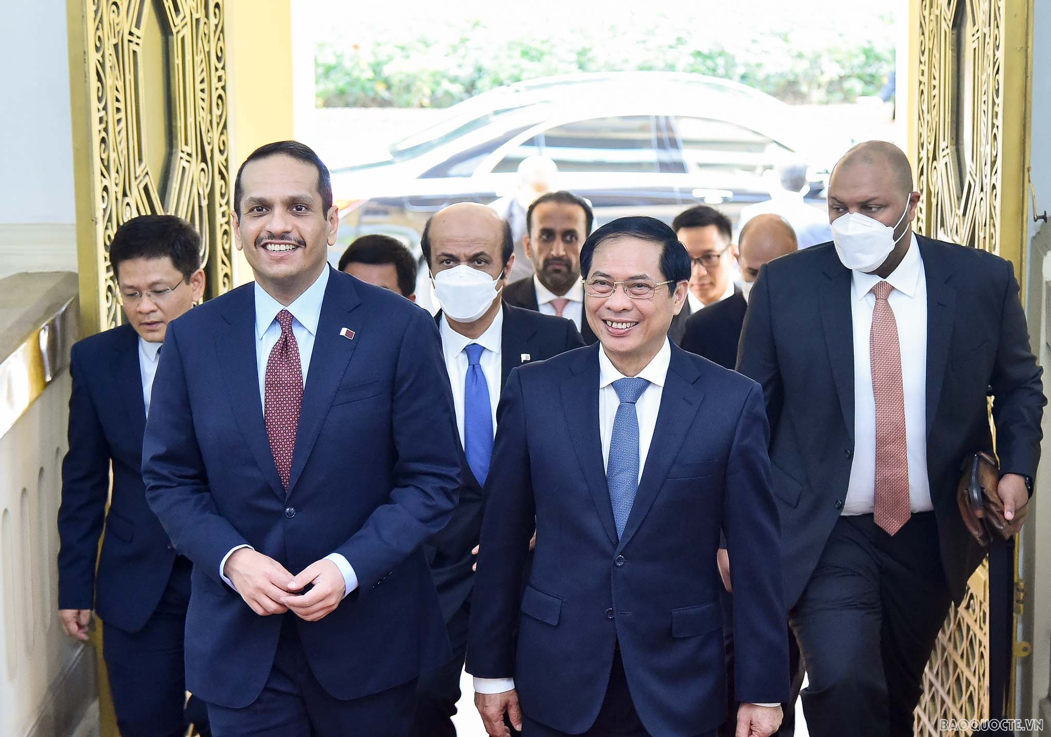 FM Bui Thanh Son held talks with Qatari Deputy PM, FM Sheikh Mohammed bin Abdulrahman Al-Thani