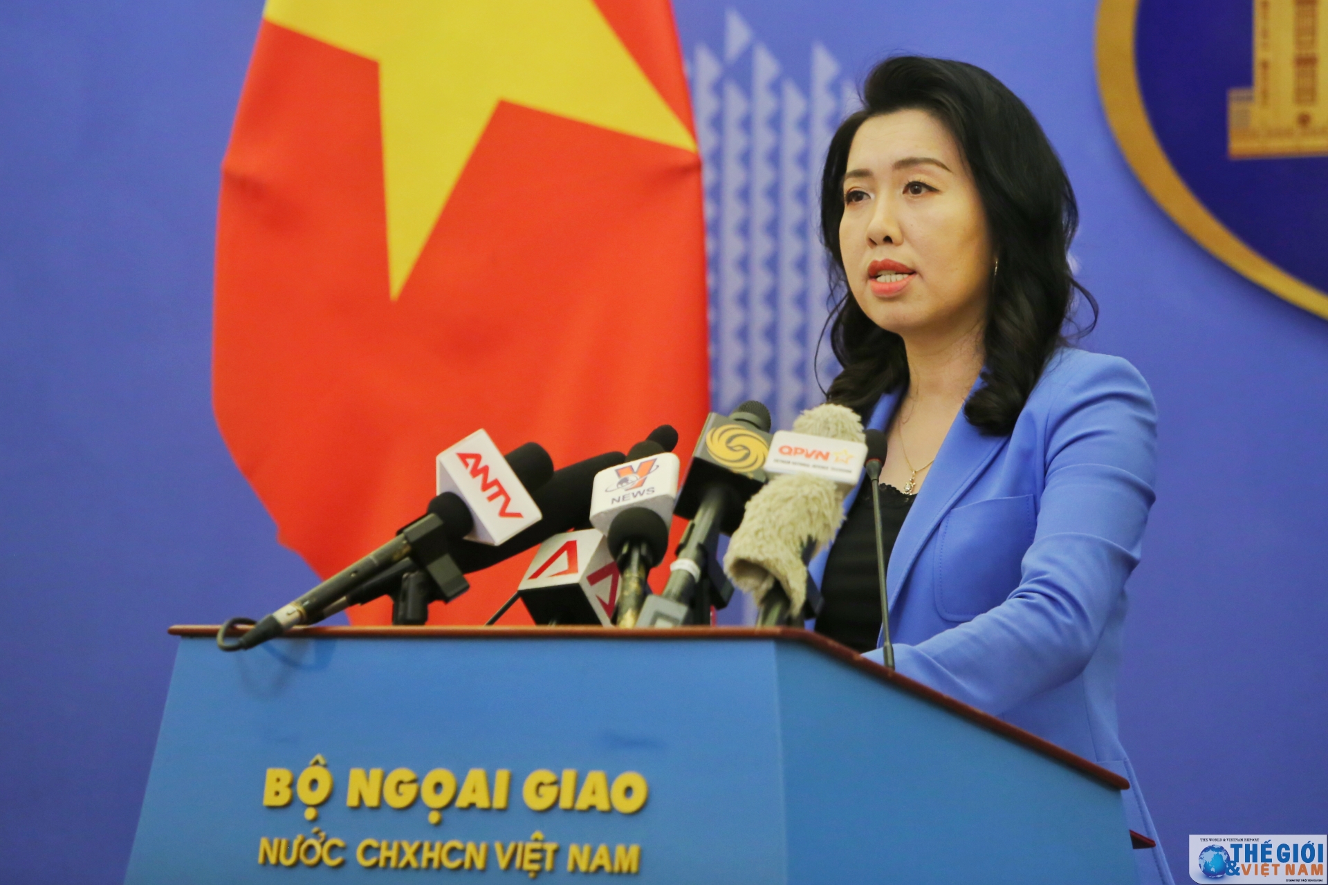 vietnam demands china to withdraw ships from its territorial waters