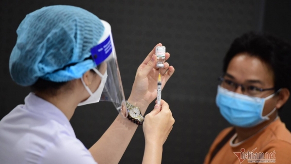 HCM City to complete COVID-19 vaccination for risk group by Jan. 20