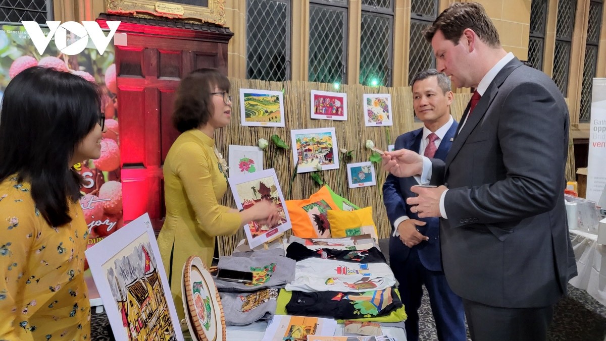 Scott Farlow, a member of the New South Wales Legislative Council, attends Explore Vietnam - a trade - investment - tourism promotion programme held alongside a ceremony to mark the 77th National Day of Vietnam