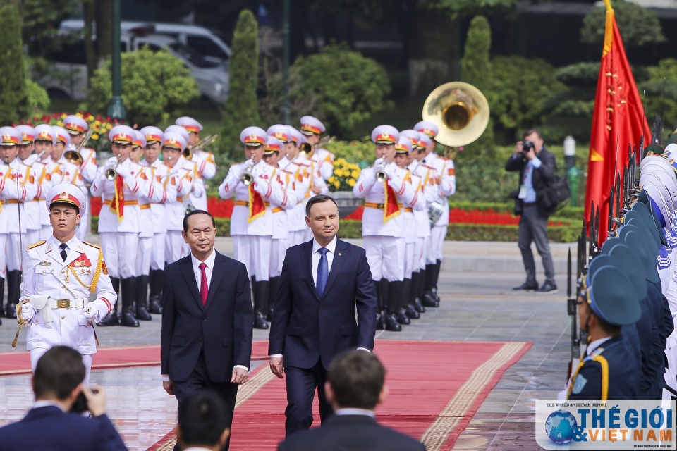 welcoming ceremony for polish president at presidential palace