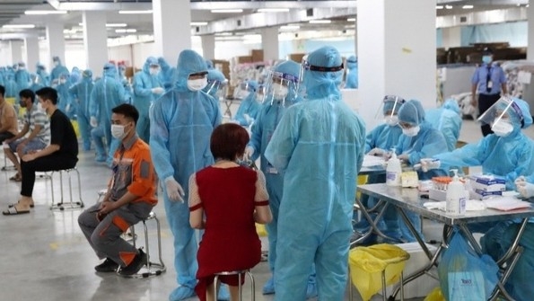 Viet Nam reports new single-day record in COVID-19 cases