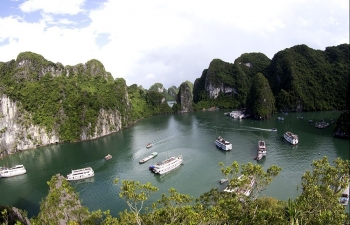 Quang Ninh shuts down tourist destinations due to COVID-19 outbreak