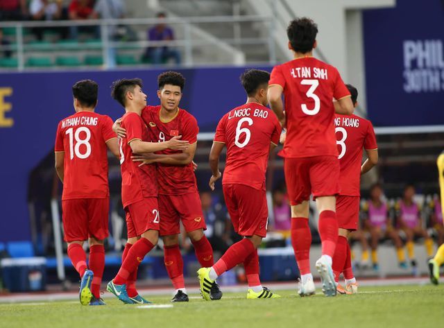 sea games vietnam crush brunei 6 0 at first mens football match