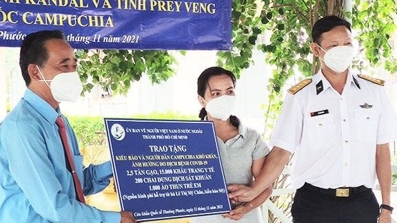 Wholehearted support for Vietnamese people in Cambodia