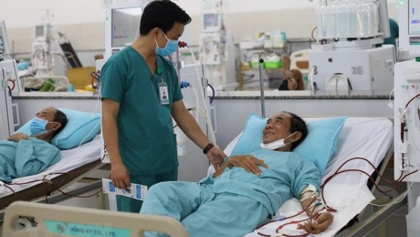 Viet Nam sets target to provide health insurance for 95% senior citizens by 2025