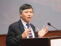 deputy pm vuong dinh hue attends 48th wef meeting