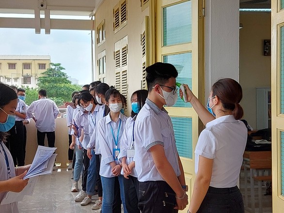 COVID-19 outbreaks in Gia Lai basically put under control: Meeting