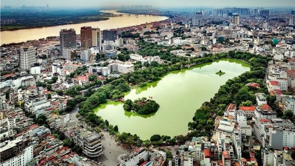 Photo exhibition spotlights beauty of Hanoi and Vietnam