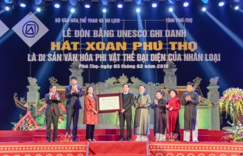 Phu Tho receives UNESCO heritage of humanity certificate for Xoan Singing