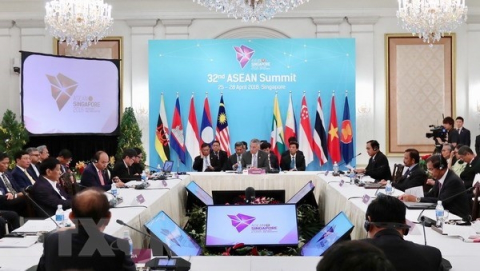 pm attends first plenary of asean summit