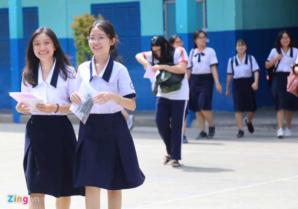 nearly one million students begin national high school exam