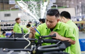 Vietnam urged to focus on making 2-wheel vehicles