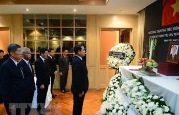 Foreign leaders pay tribute to late President Tran Dai Quang