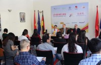 german left wing party delegation learn about plight of vietnamese aodioxin victims