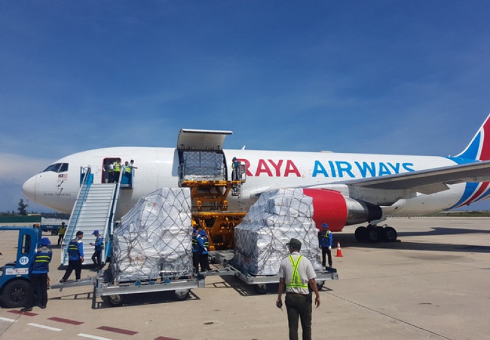 asean sends aid to typhoon victims in vietnam