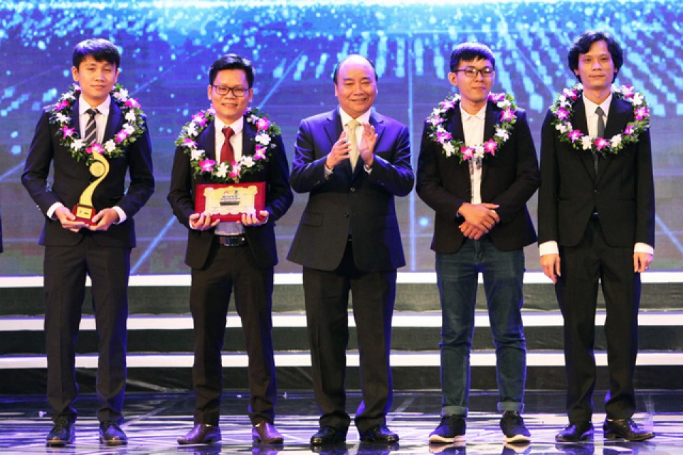 awards honour vietnamese talents nationwide