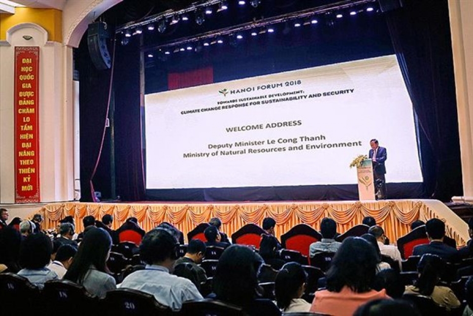 ha noi forum 2018 focuses on climate change response