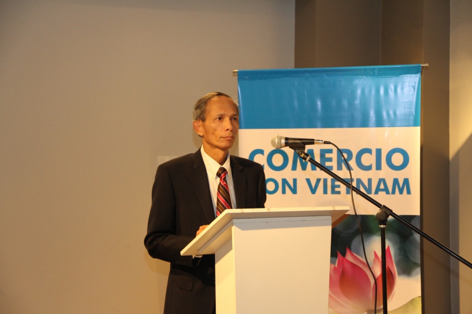 vietnam holds talk with argentine importers to boost trade