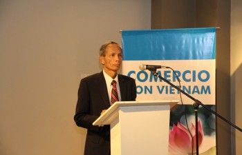 Vietnam holds talk with Argentine importers to boost trade