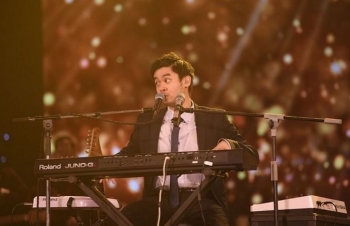 Vinh Khuat - an overseas Vietnamese artist loving traditional instruments