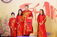 tet traditions honour kitchen gods