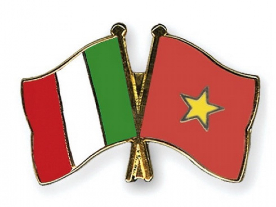 vietnamese italian leaders exchange messages marking ties