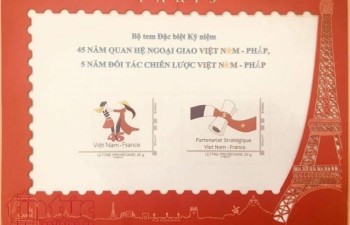 Vietnam, France issue commemorative postage stamps