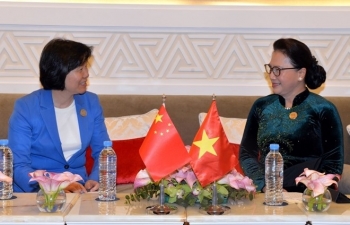 Vietnam, China to promote parliamentary ties